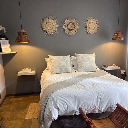 Luxury Upmarket Guesthouse 20 On 4Th Rustenburg Kültér fotó