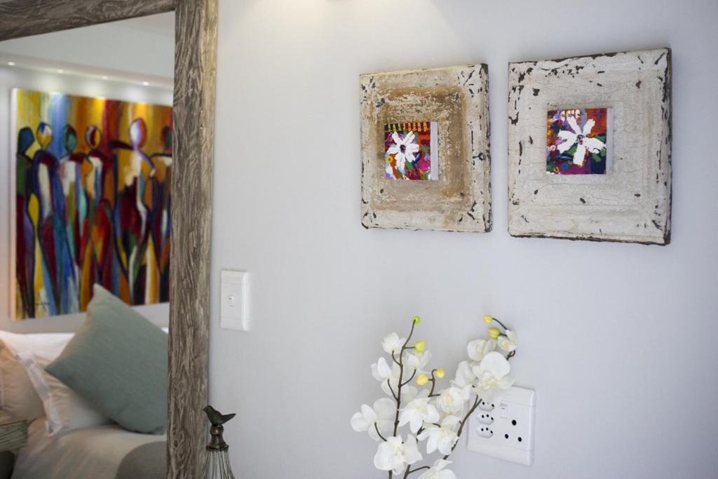 Luxury Upmarket Guesthouse 20 On 4Th Rustenburg Kültér fotó