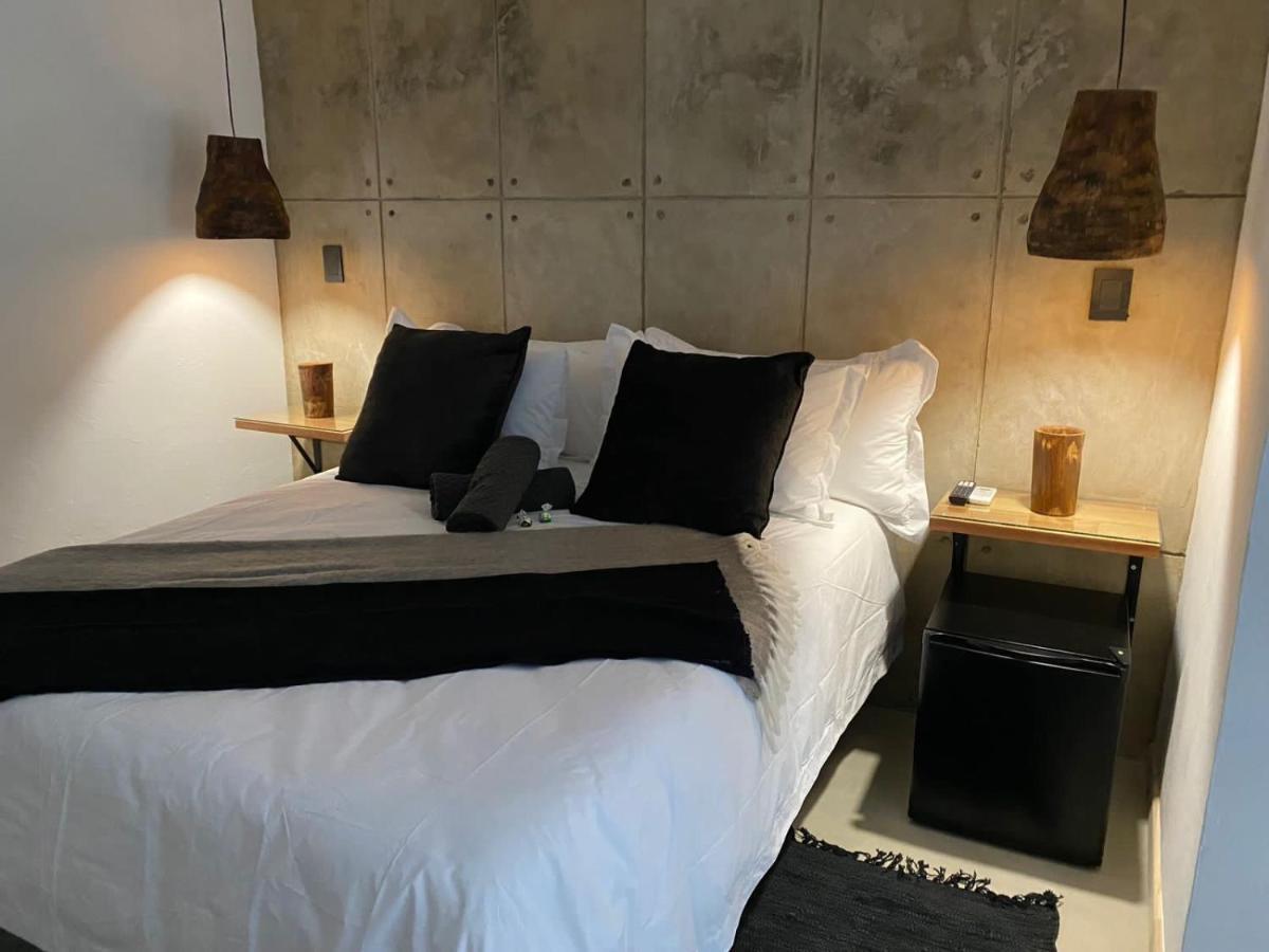 Luxury Upmarket Guesthouse 20 On 4Th Rustenburg Kültér fotó