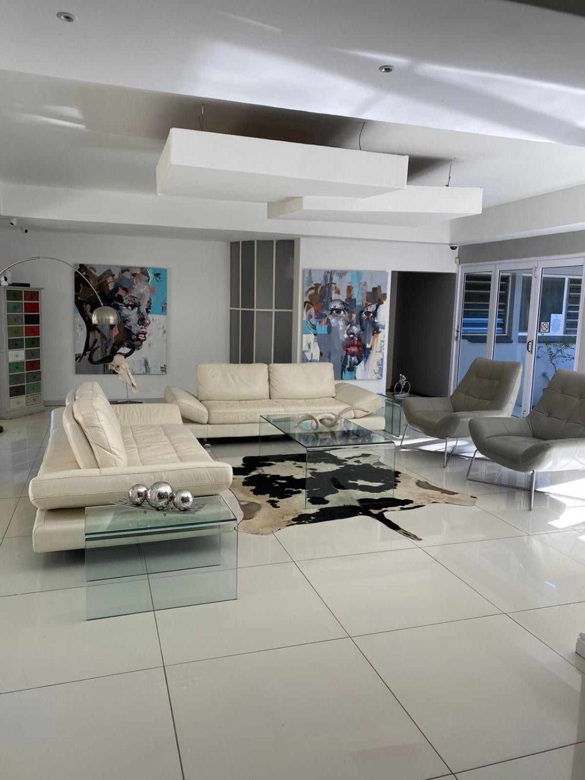 Luxury Upmarket Guesthouse 20 On 4Th Rustenburg Kültér fotó